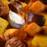 Krompir sa kobasicama u rerni